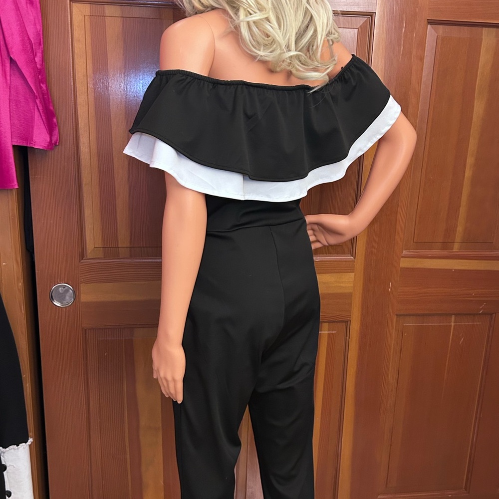 Off Shoulder Slim Fit Short Sleeve Ruffle
Jumpsuit - Picture 9 of 15